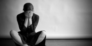 Depressão catatônica: Sintomas, Causas e tratamentos