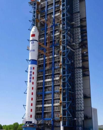 China lança rastreador de asteroides e outros três satélites ao espaço