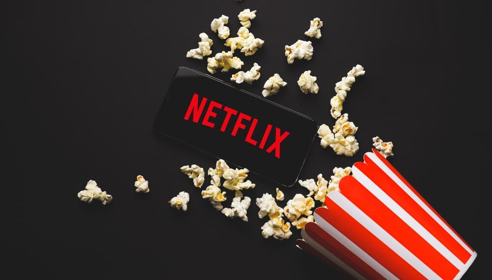 Netflix doa R$ 3 milhões para ajudar profissionais do audiovisual desempregados; saiba como pedir auxílio
