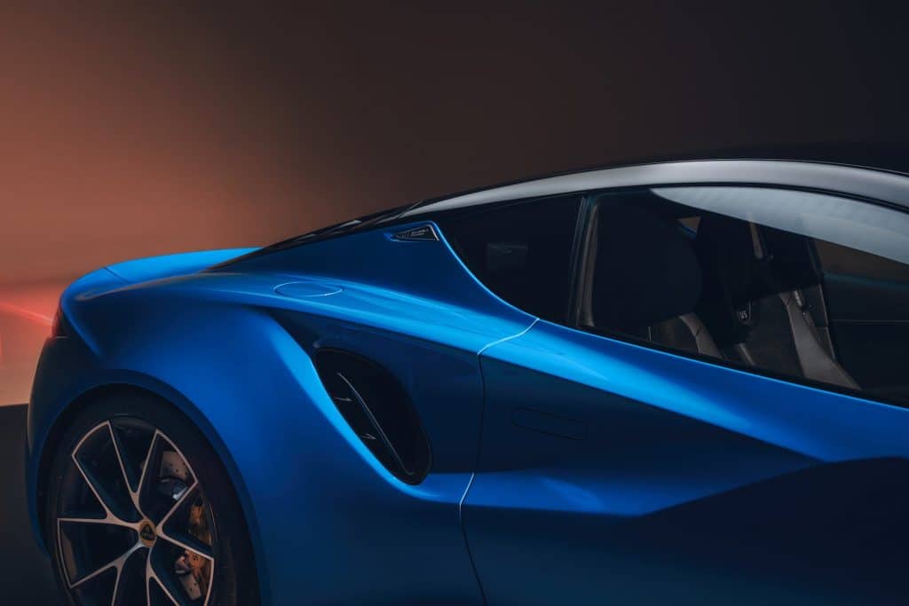 Lotus apresenta o Emira 2022, seu último carro esportivo a gasolina