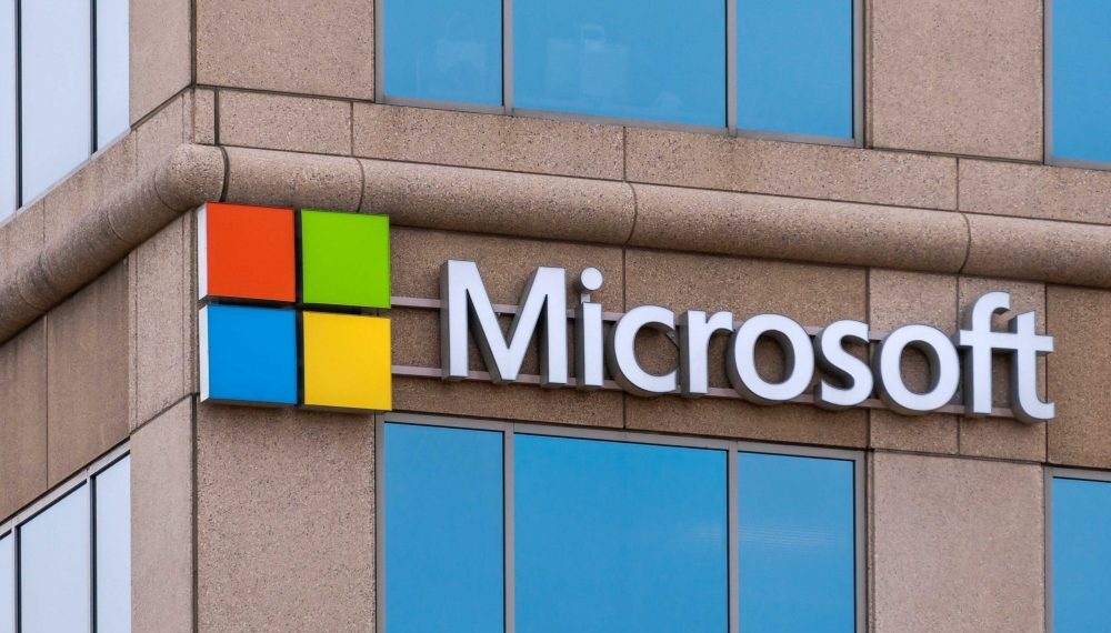 Microsoft anuncia bônus para recompensar esforços dos funcionários durante a pandemia