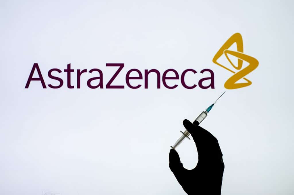 Ao menos 26 mil doses vencidas da vacina AstraZeneca foram aplicadas no Brasil