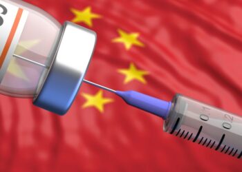 China aplica 1 bilhão de doses de vacinas: saiba mais sobre as fórmulas da Sinopharm e da Sinovac