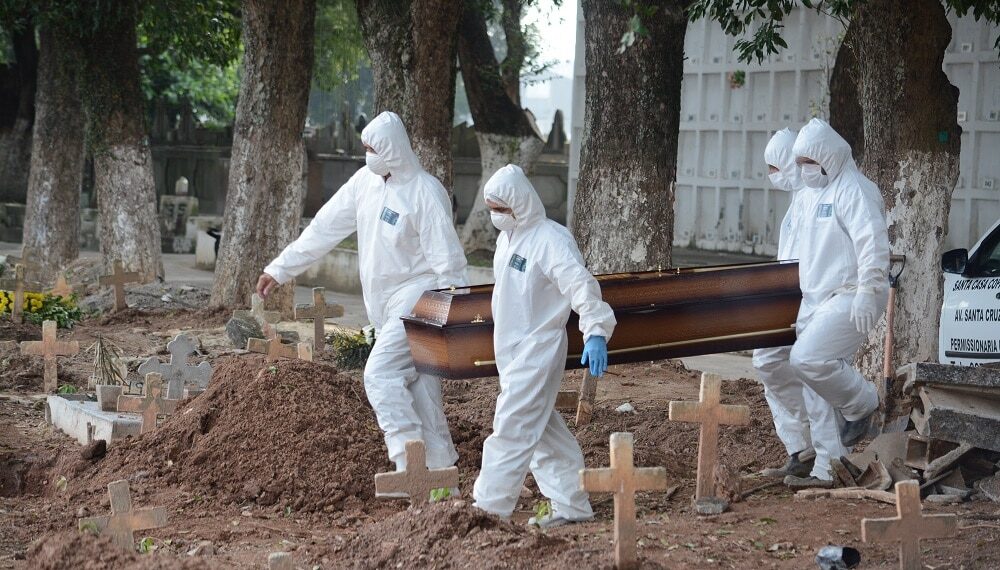 Covid-19: Brasil registra 2,2 mil mortes nas últimas 24 horas; total ultrapassa 456 mil