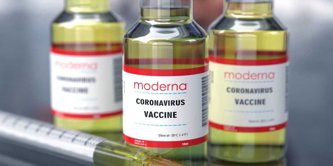 Covid-19: Eficácia da vacina da Moderna cai 4,1% em novo estudo