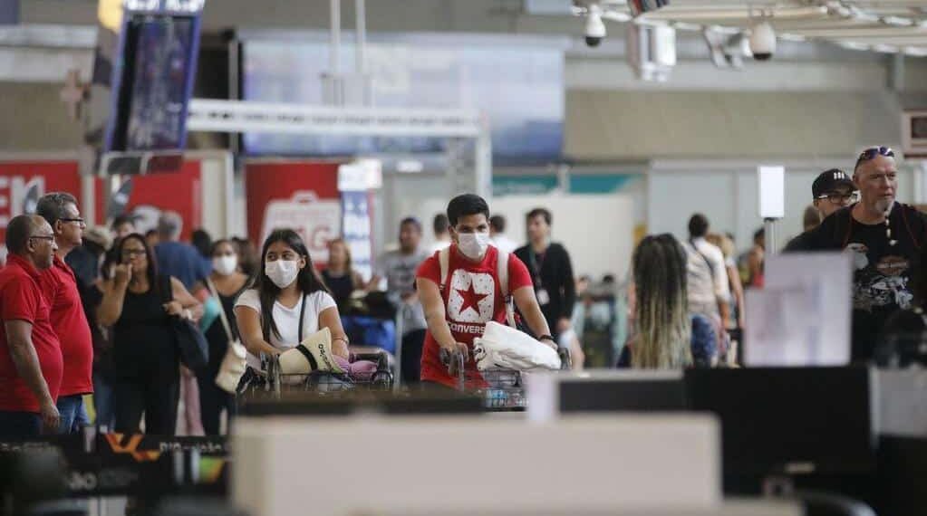 Restrição à entrada de estrangeiros no Brasil deve se estender a voos