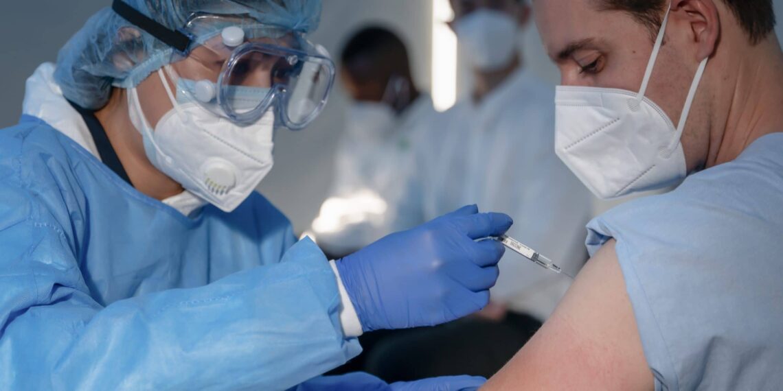 Vacinação contra Covid-19 será obrigatória na Áustria